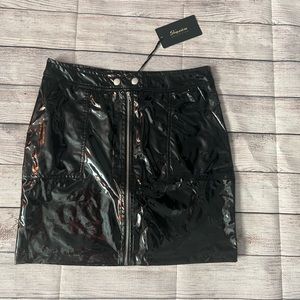 Unzip Me Latex Mini Skirt -
Black